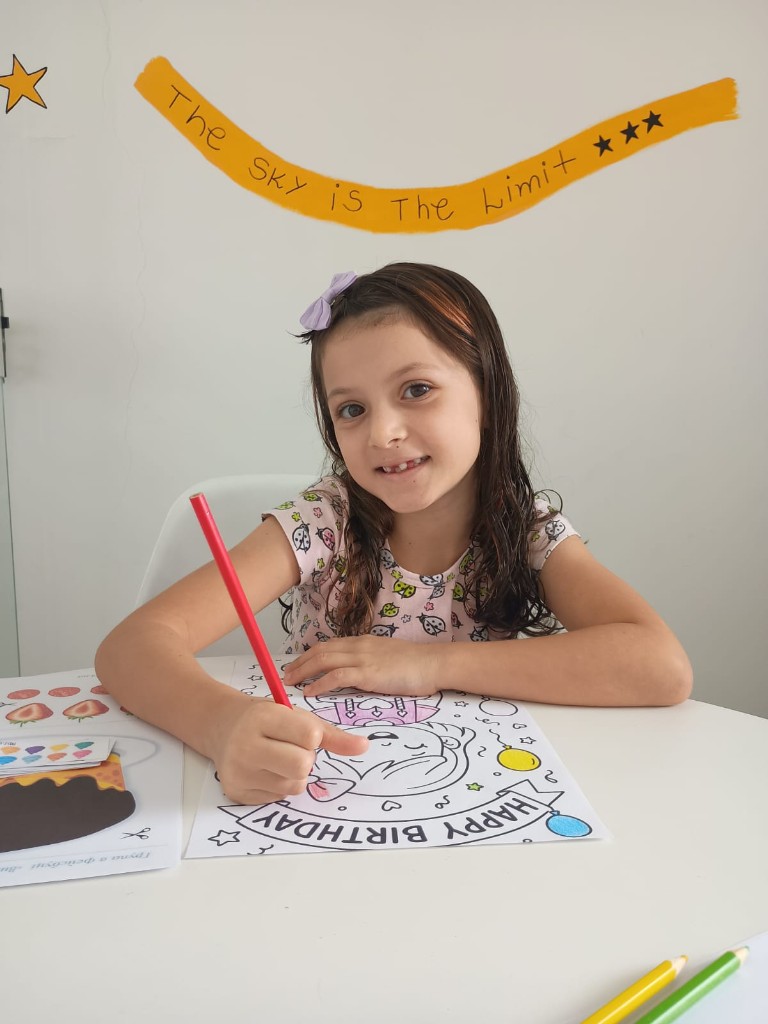 Alunos e sala de aula na Dreams School, escola de inglês em Hortolândia — foto 8