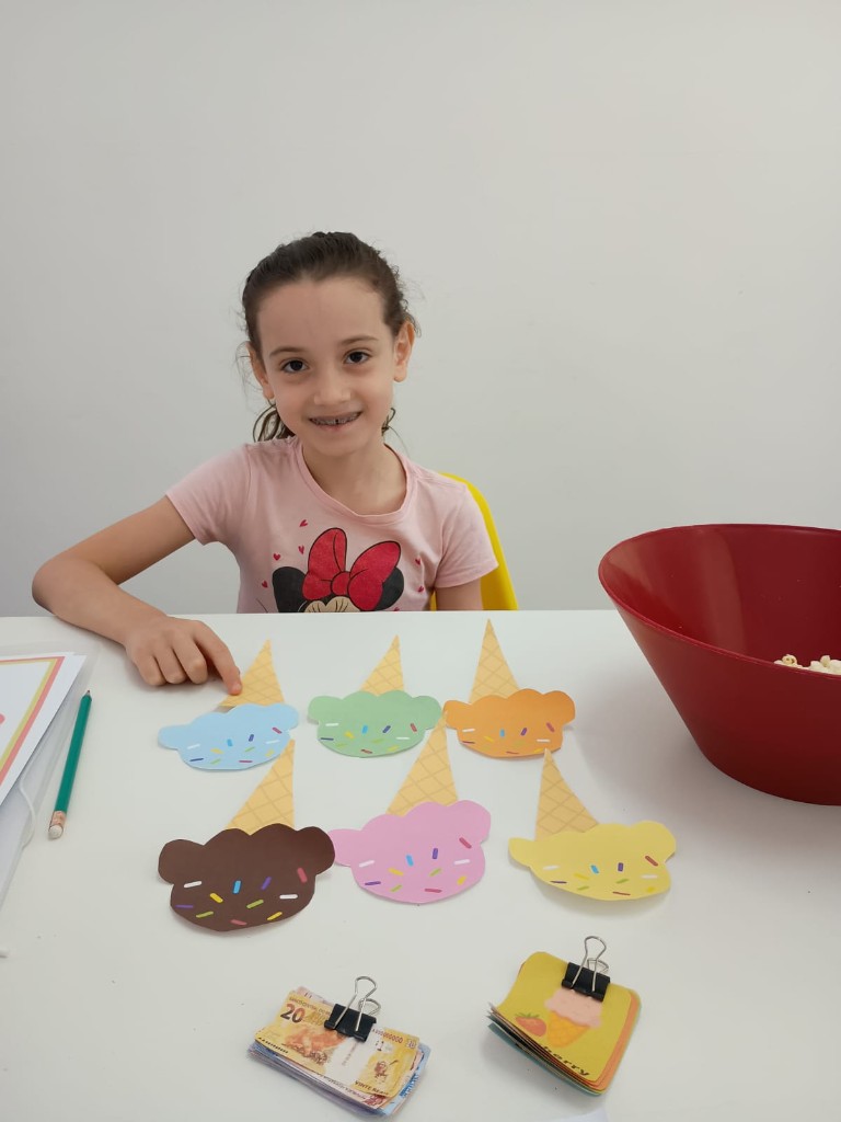 Alunos e sala de aula na Dreams School, escola de inglês em Hortolândia — foto 19