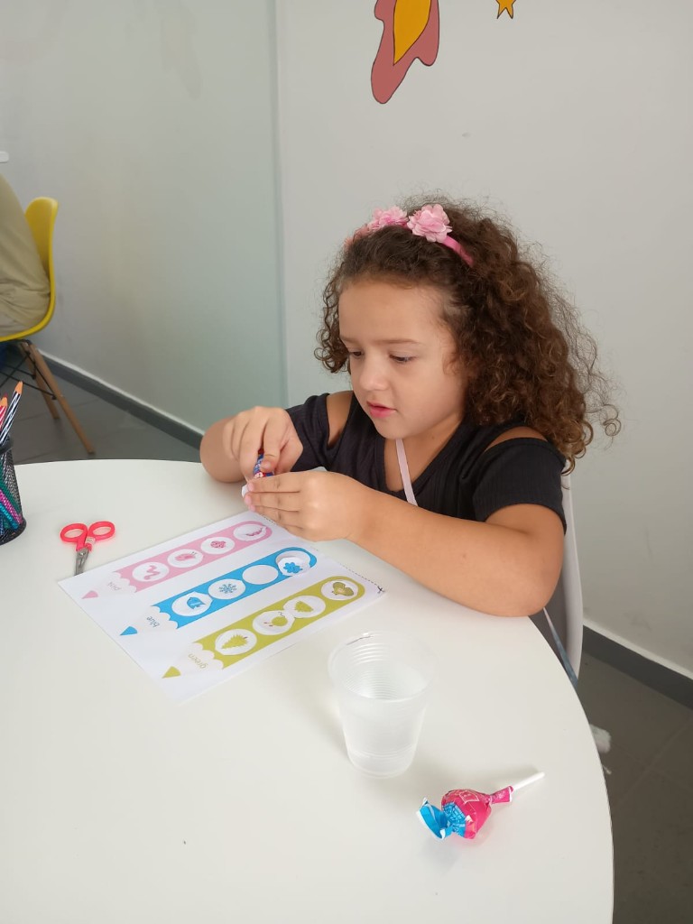 Alunos e sala de aula na Dreams School, escola de inglês em Hortolândia — foto 20