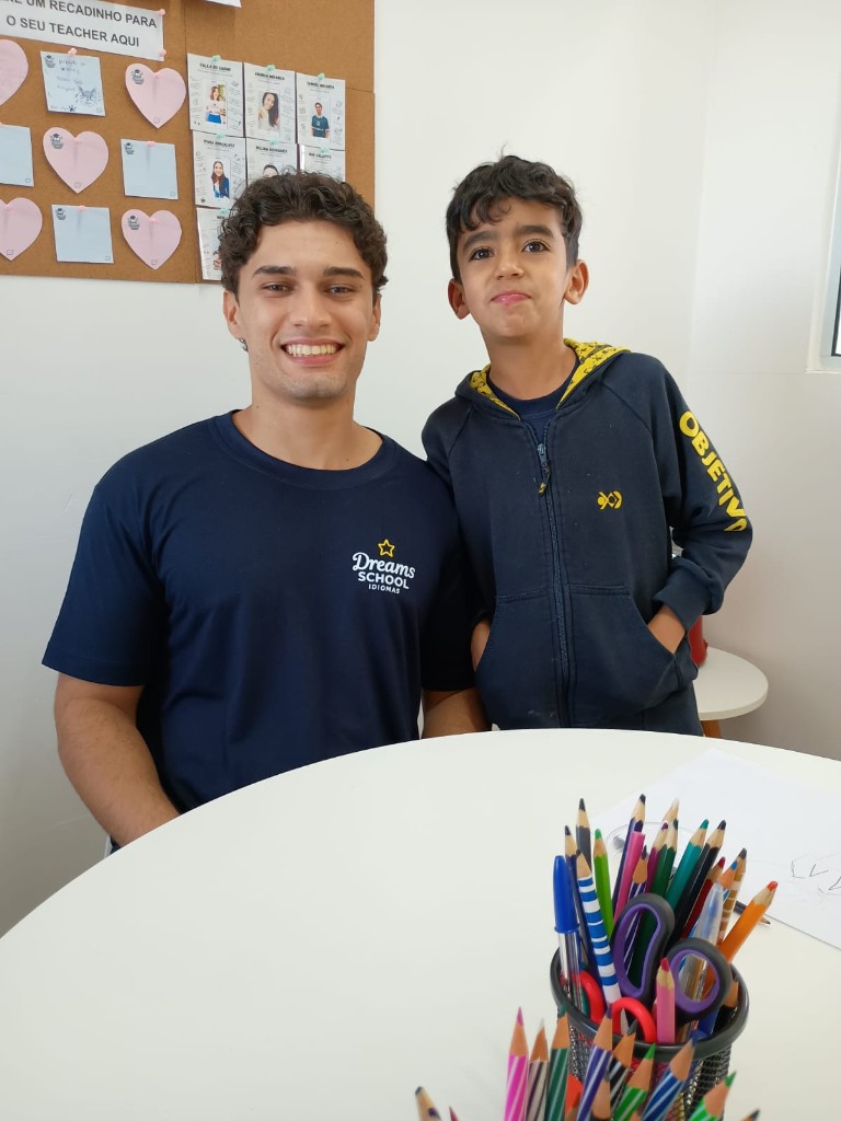 Alunos e sala de aula na Dreams School, escola de inglês em Hortolândia — foto 30