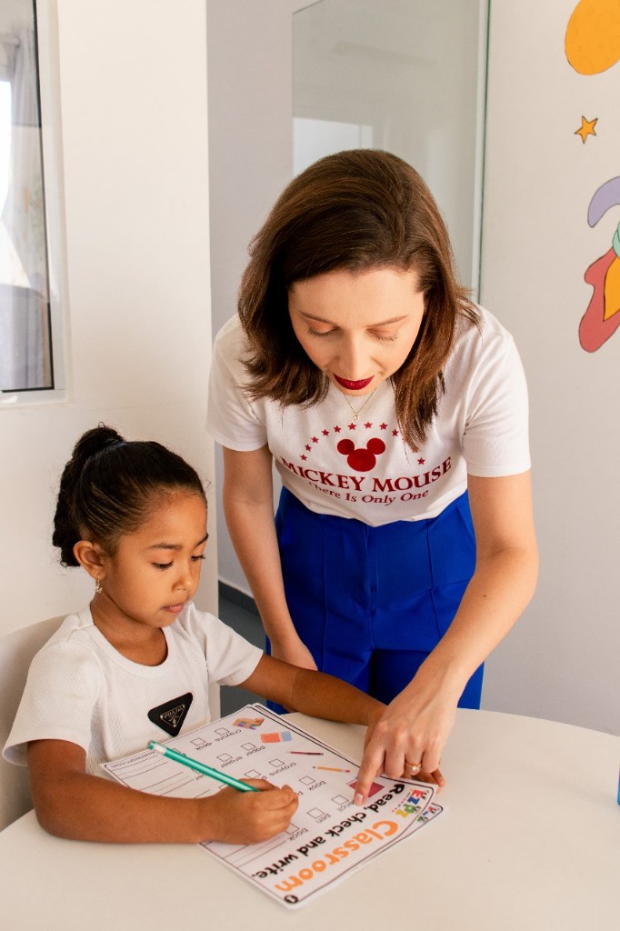 Alunos e sala de aula na Dreams School, escola de inglês em Hortolândia — foto 33
